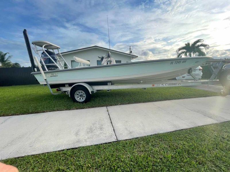 2003 Hewes 21 REDFISHER