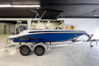 2023 Hurricane SunDeck Sport OB SS 185 OB