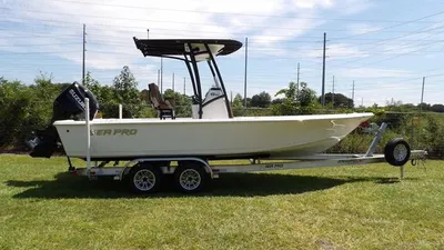 2024 Sea Pro 230 DLX BAY