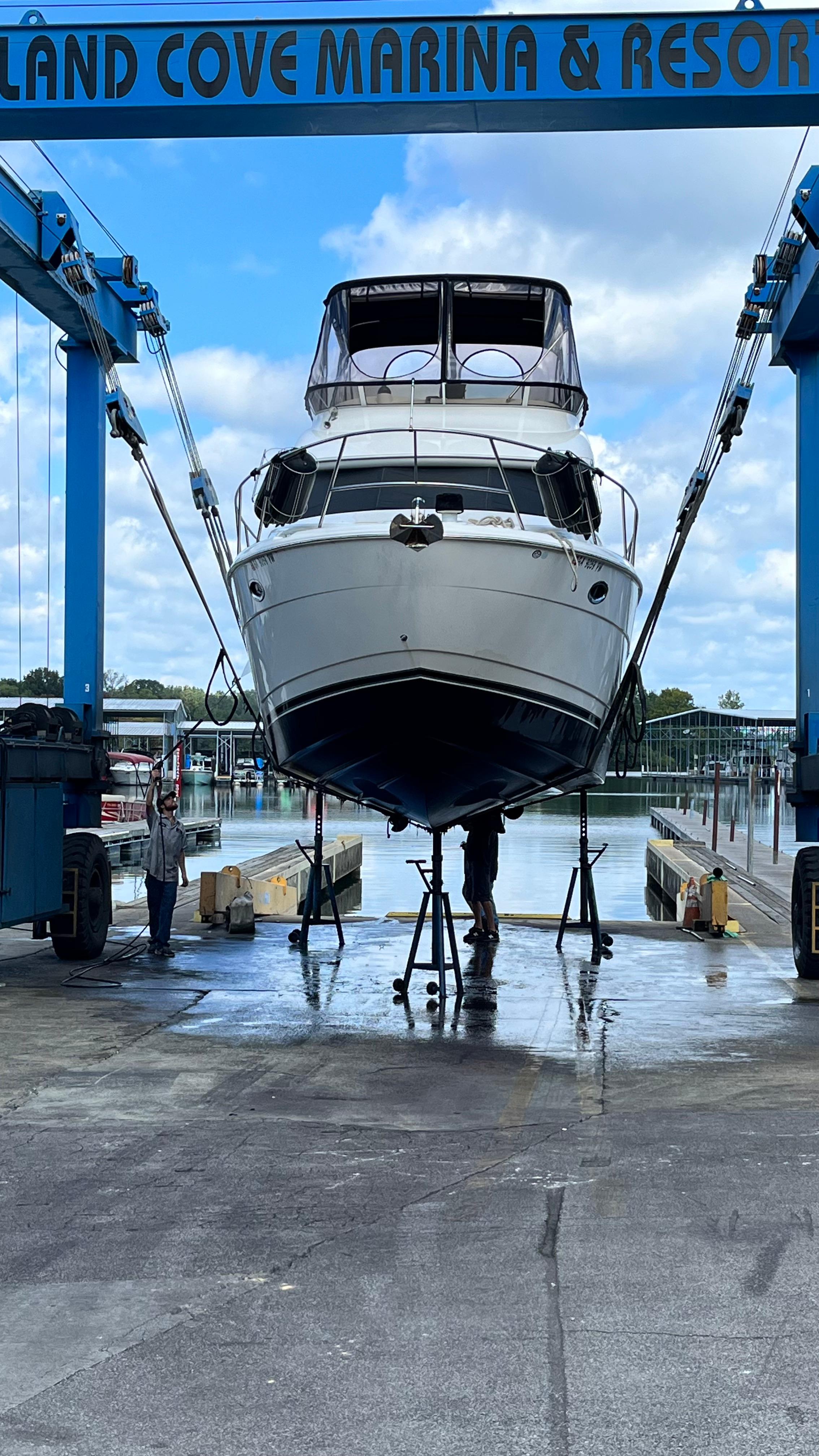 Out of Water Inspection and Hull Cleaning