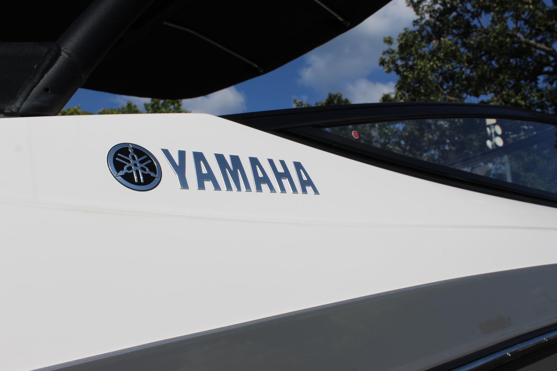2020 Yamaha Boats 240 AR