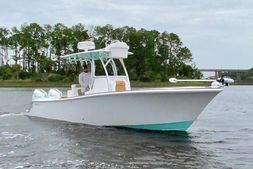2023 Front Runner 26 Center Console