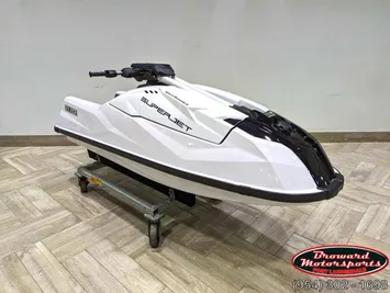 2023 Yamaha Boats Superjet®