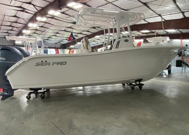 2023 Sea Pro 259 DLX Center Console