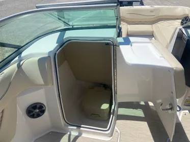 2018 Regal 22 FasDeck