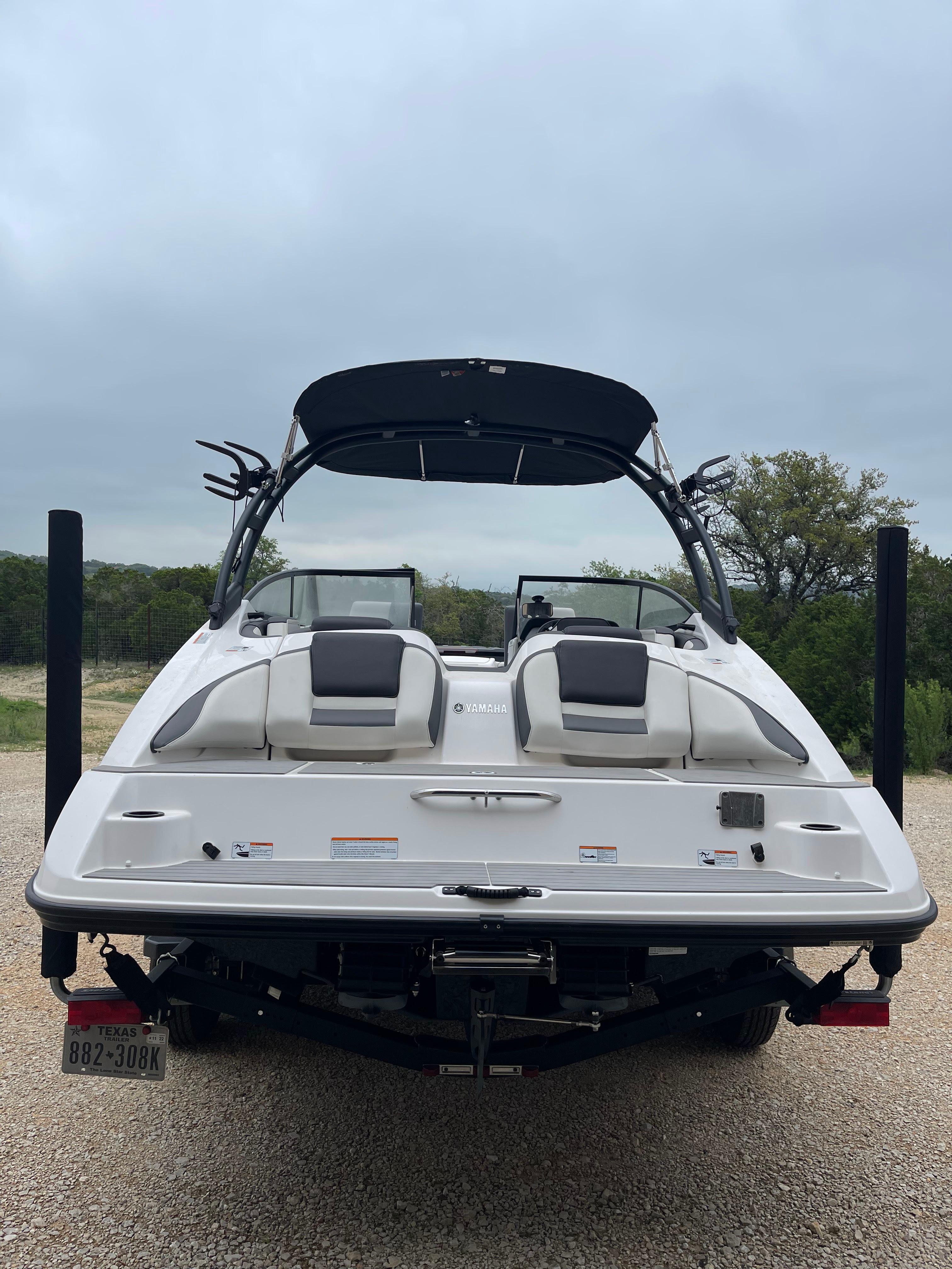 2021 Yamaha Boats AR210