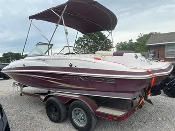 2010 Tahoe Deck boat