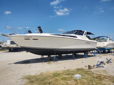 1989 Sea Ray 390 Express Cruiser