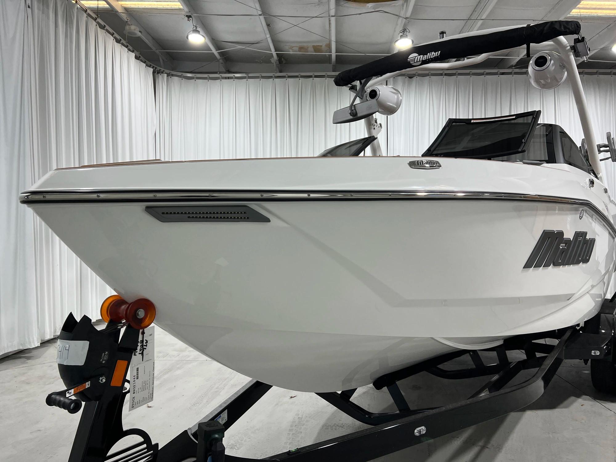 2024-MALIBU-WAKESETTER-25-LSV