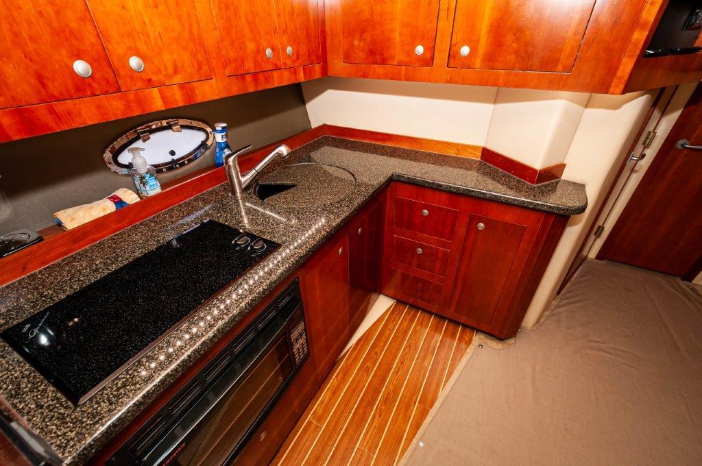2006 Cruisers Yachts 460 Express  WHISKEY FITZ  Galley 3