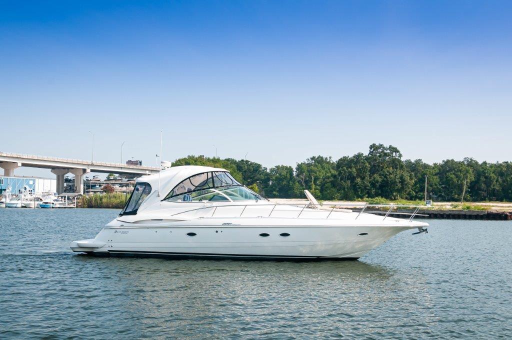 2006 Cruisers Yachts 460 Express  WHISKEY FITZ  Stbd Profile 2