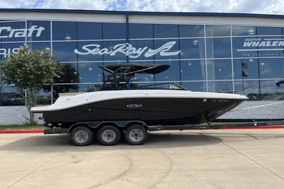 2018 Sea Ray SPX 230