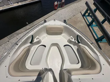 1999 Sea Ray 185 Bow Rider