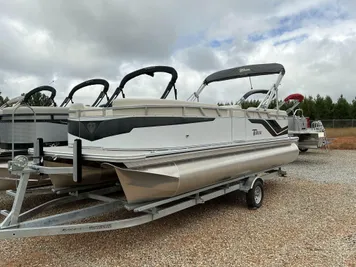 2024 Tahoe Pontoon Boats SLT Quad Lounge - 23 FT