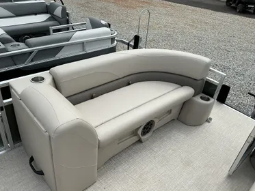 2024 Tahoe Pontoon Boats SLT Quad Lounge - 21 FT