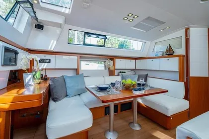 2014 Beneteau Sense 55