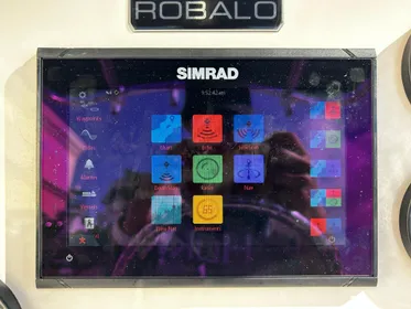 2019 Robalo R200 Center Console
