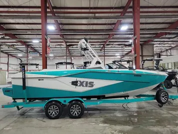 2023 Axis Wake Research T235