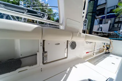 2017 Boston Whaler 420 Outrage