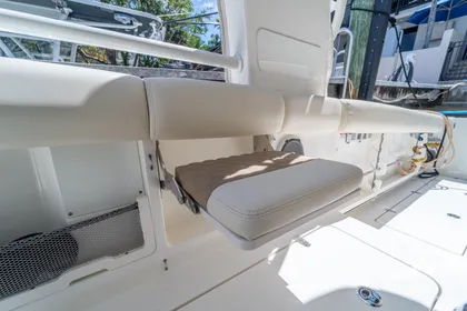 2017 Boston Whaler 420 Outrage