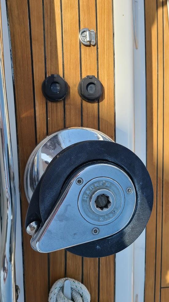Harken 64 Electric Winches