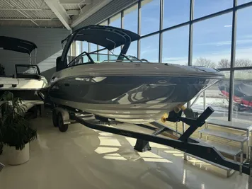 2024 Sea Ray SDX 250