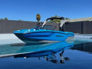 2023 MasterCraft NXT23