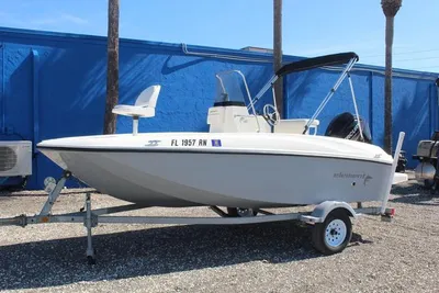 2018 Bayliner Element F16