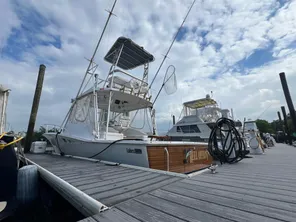 1998 Luhrs 32