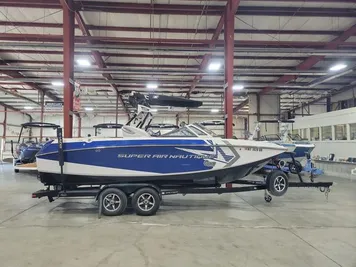 2015 Nautique G23