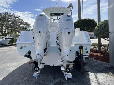 2024 Sea Hunt Gamefish 27 FS