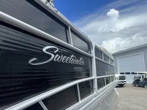 2017 Sweetwater 2286 Tritoon