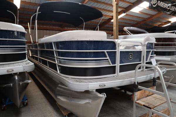 New 2022 Godfrey Sweetwater 2286 FX, 47872 Rockville - Boat Trader