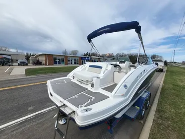 2008 Chaparral 264 Sunesta