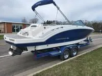 2008 Chaparral 264 Sunesta