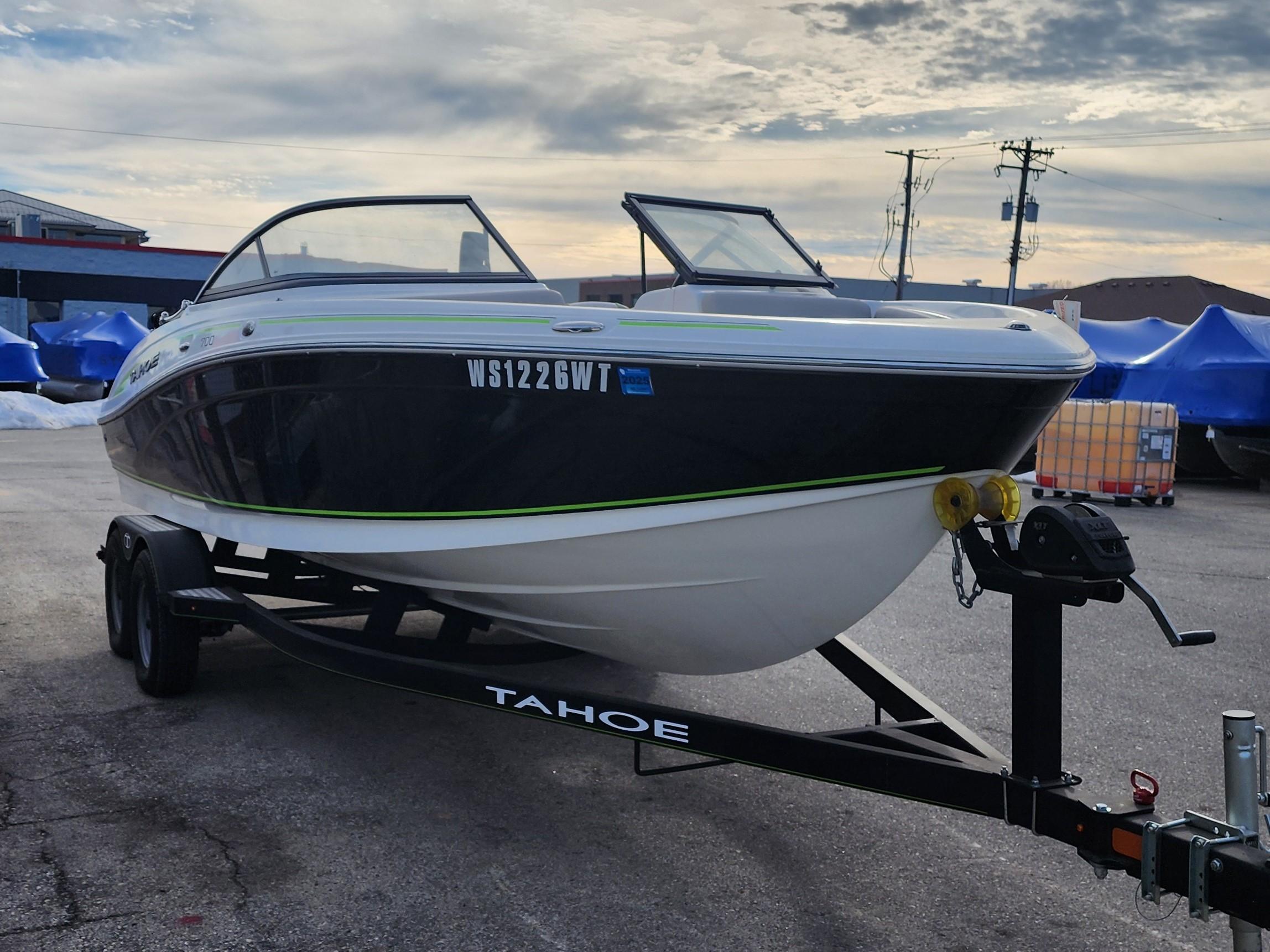2018 Tracker Tahoe T700
