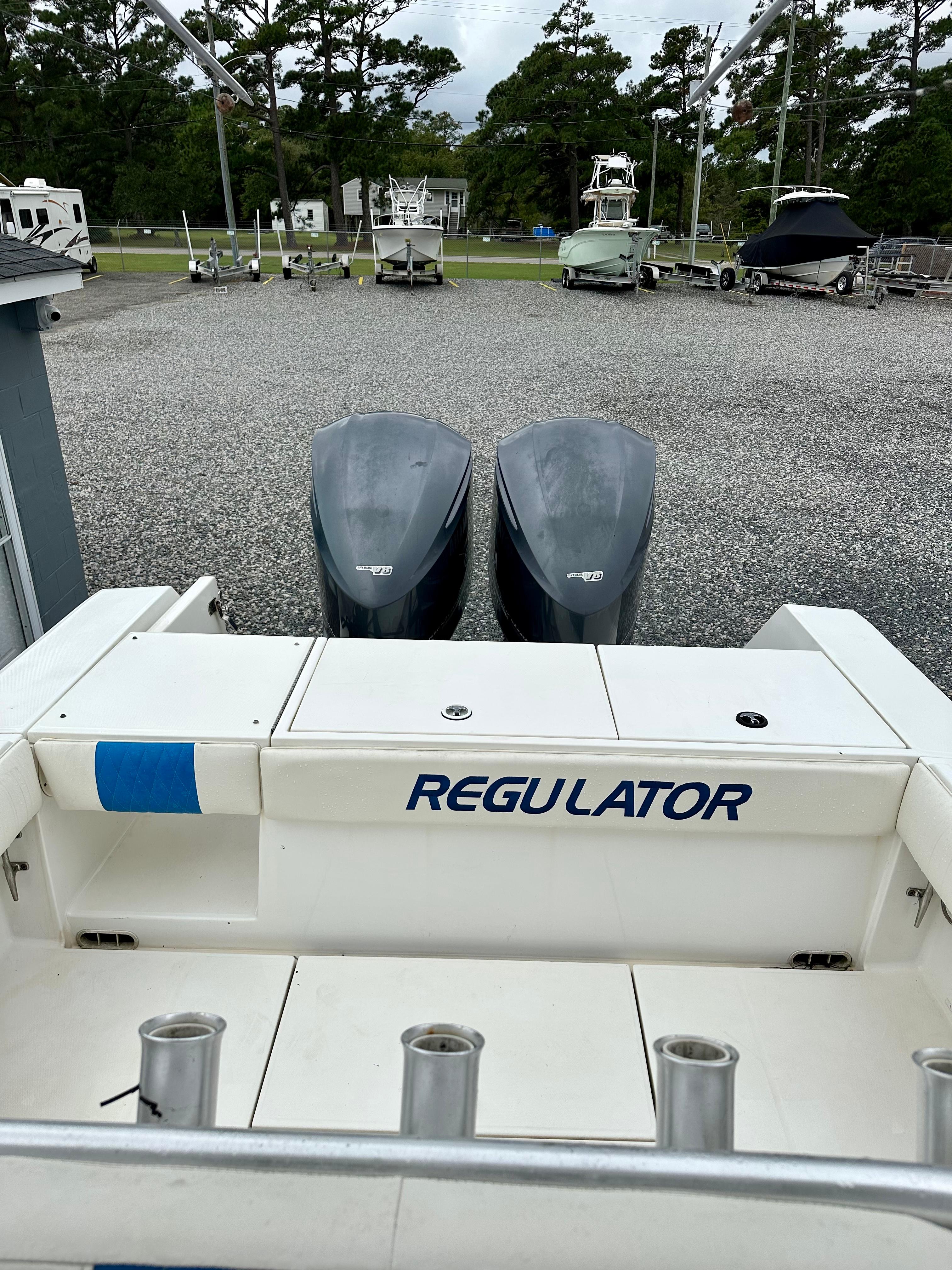 1999 Regulator 32 Regulator