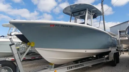 2019 Sea Hunt Ultra 255 SE