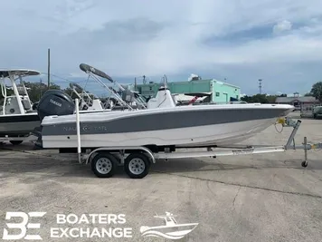 2024 NauticStar 211 Hybrid