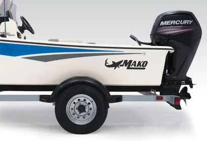 Mako Pro Skiff 17 CC