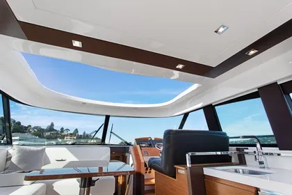 2018 Tiara Yachts C44 Coupe