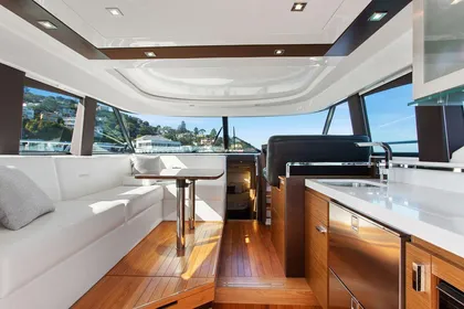 2018 Tiara Yachts C44 Coupe