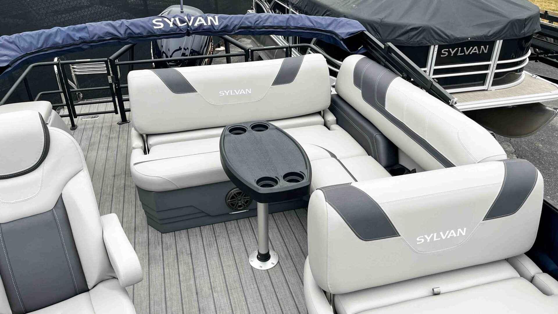 New 2023 Sylvan L5, 46060 Noblesville - Boat Trader