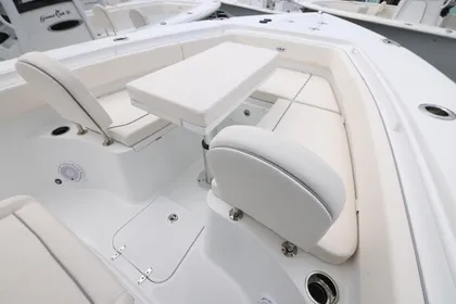 2025 Sea Hunt Gamefish 27 Forward Seating