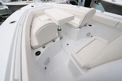 2025 Sea Hunt Gamefish 27 Forward Seating