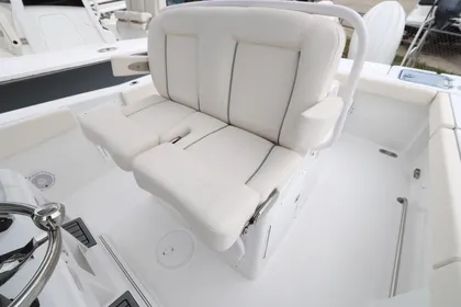 2025 Sea Hunt Gamefish 27 Forward Seating