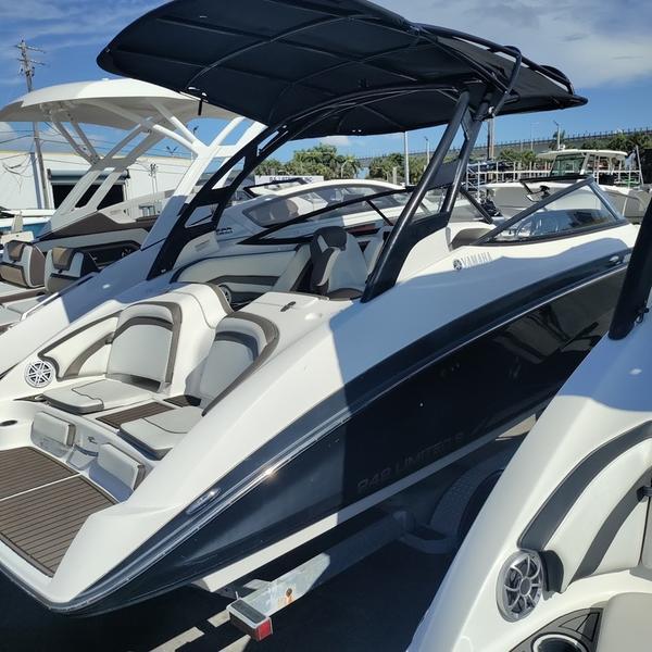 Used 2016 Yamaha Boats 242 Limited S E Series 33142 Miami Boat Trader 0032