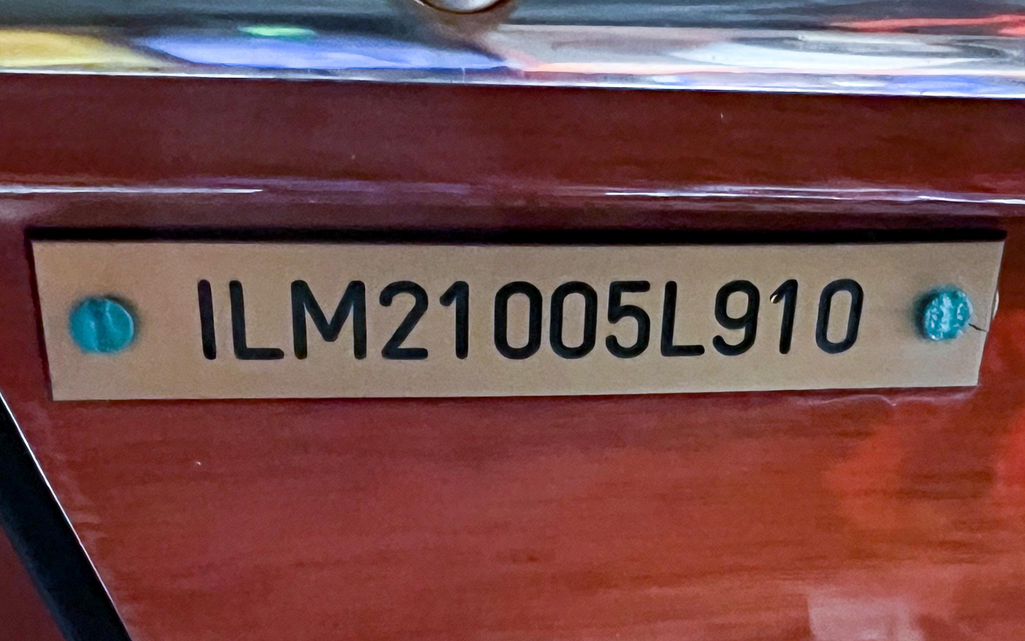 Handy Billy 21 - Bombay Sapphire - Hull Identification Number
