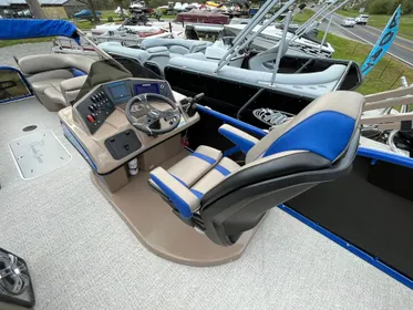 2024 Aloha Paradise 230 Double Bimini