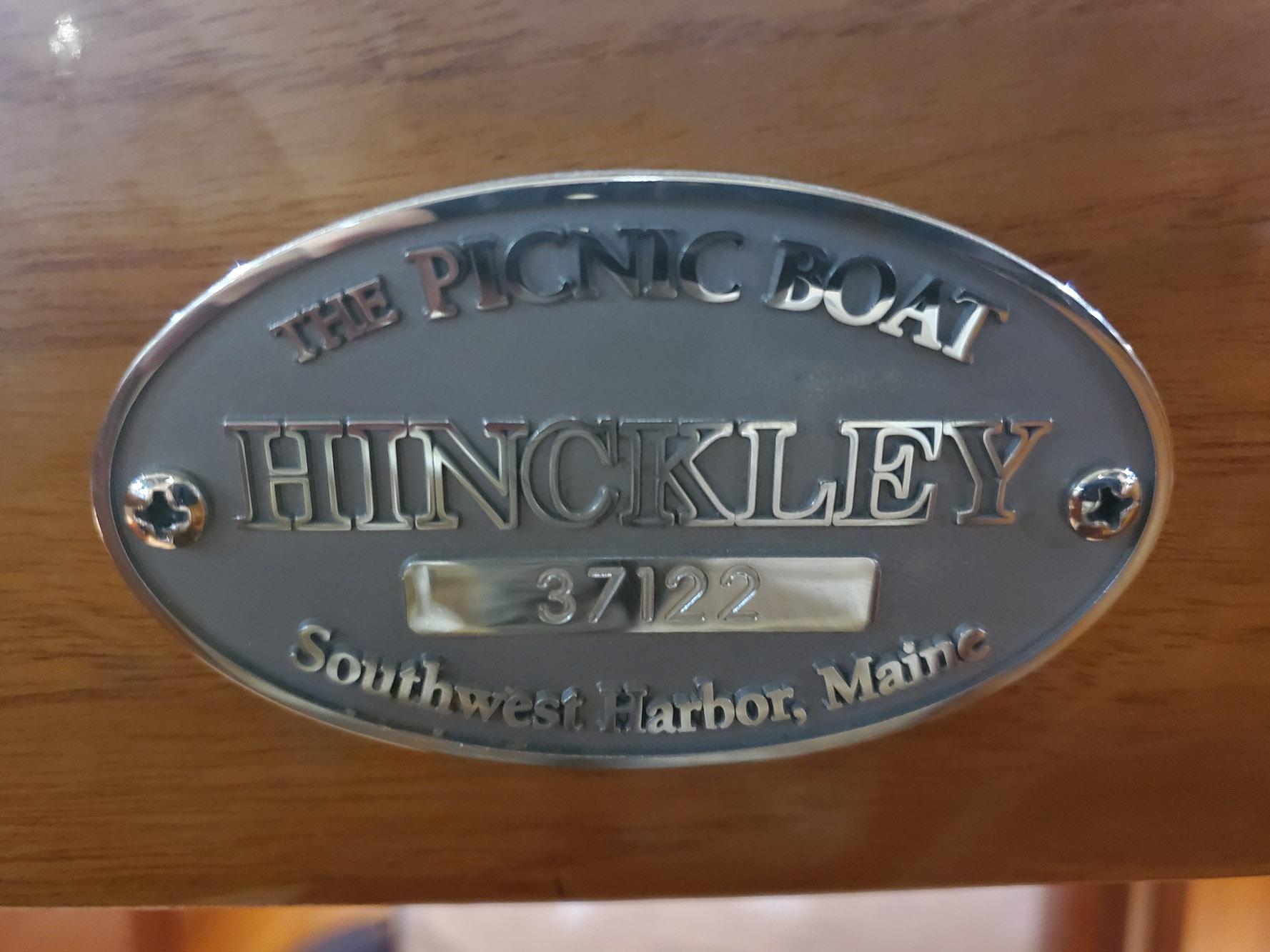 2018 Hinckley 37 Picnic Boat MKIII
